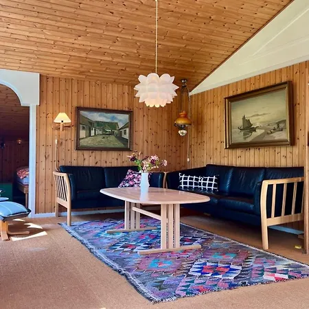 Kiris - 800m From The Sea By Interhome * Bøtø By